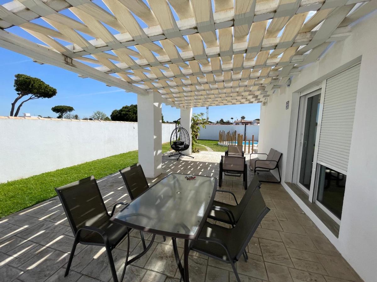 Alojamientos Con Piscina Privada Y Cerca Del Mar, Mire Las Fotos Y Elija El Suyo, Le Esperamos Chiclana de la Frontera Esterno foto